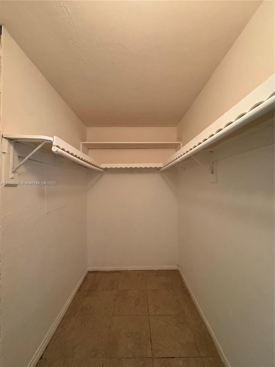 EDGEWOOD GREENS CONDO - Residential Lease