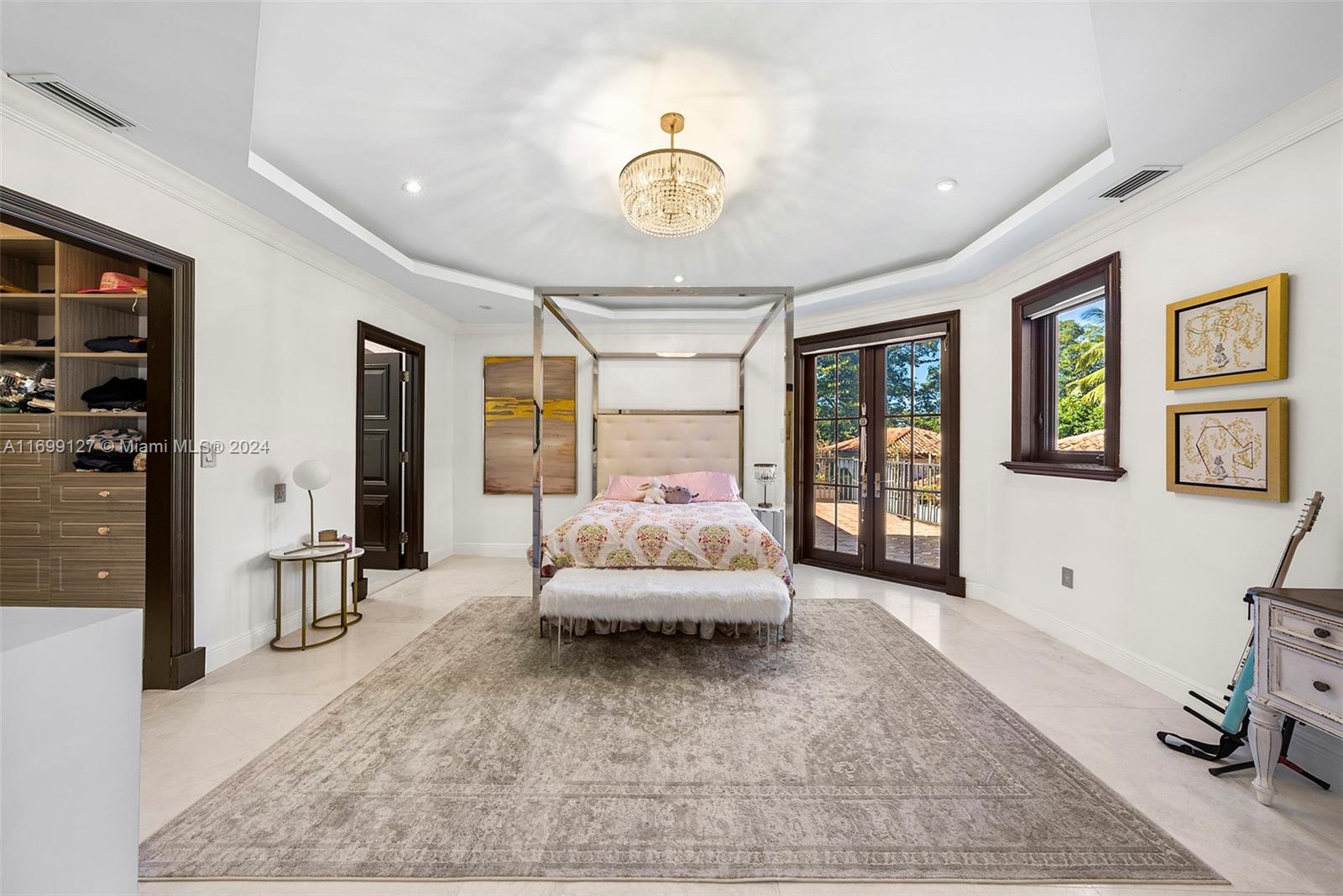 CORAL GABLE COUNTRY CLUB - Residential