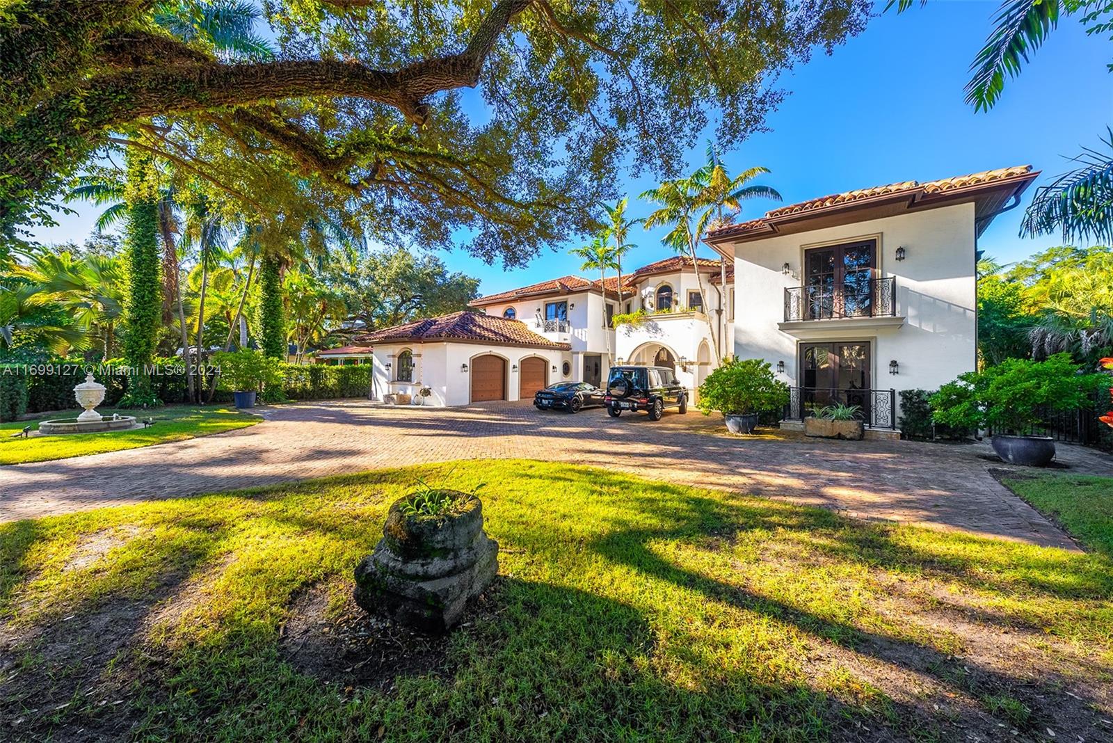 CORAL GABLE COUNTRY CLUB - Residential