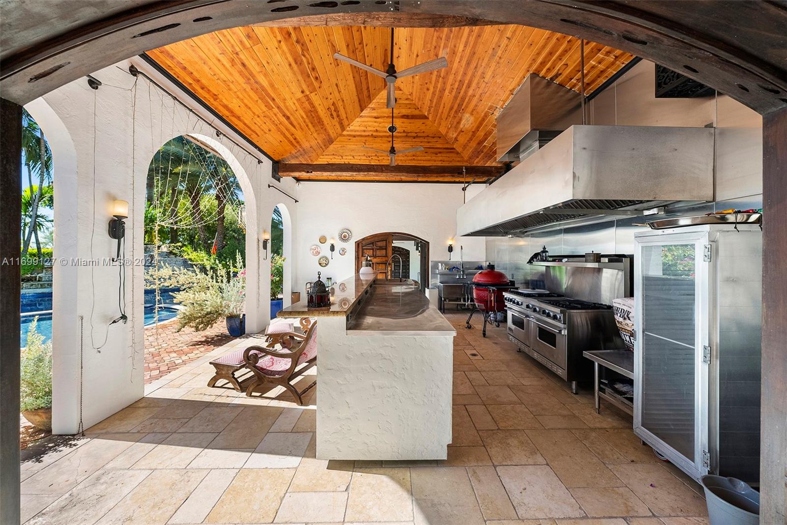 CORAL GABLE COUNTRY CLUB - Residential