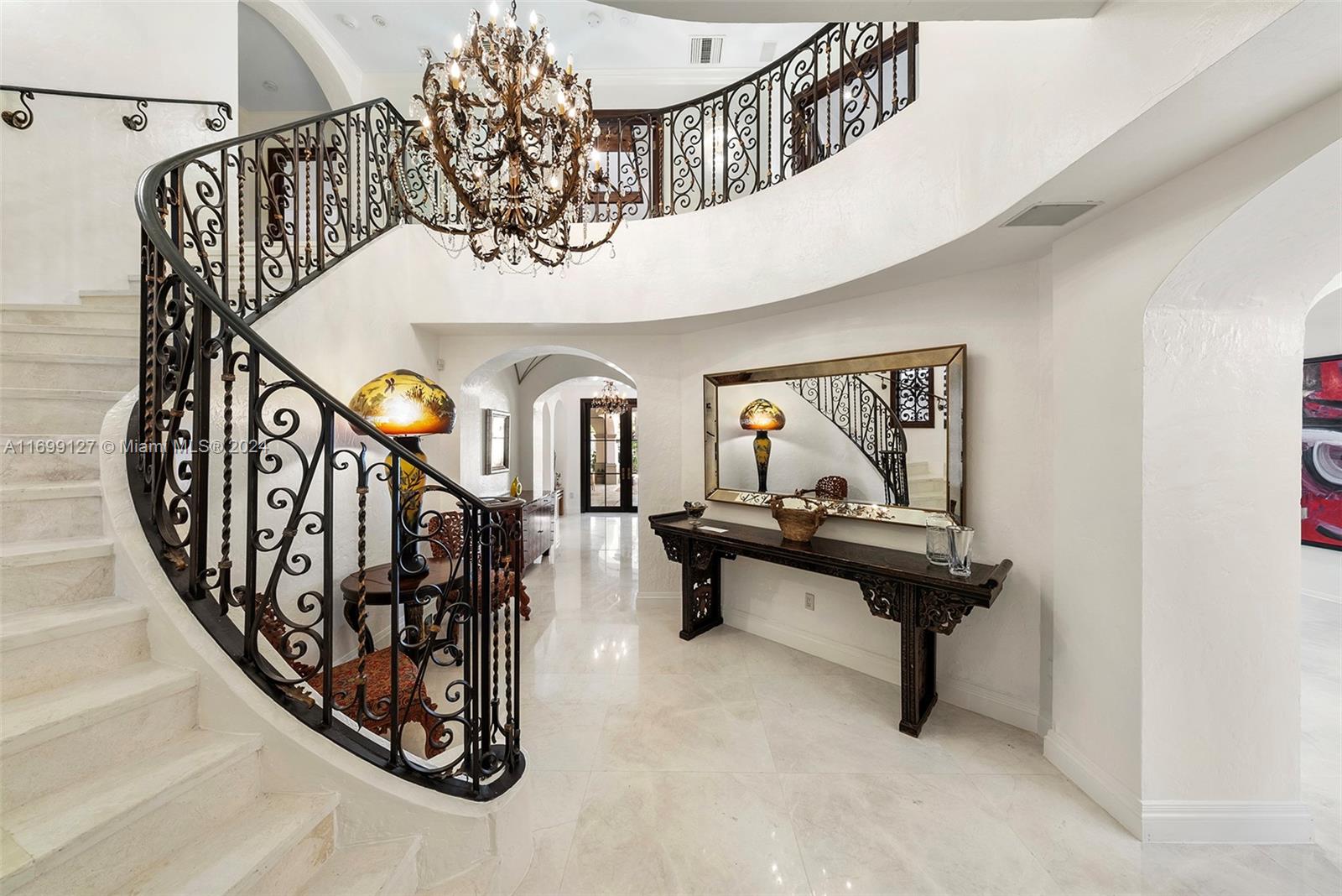 CORAL GABLE COUNTRY CLUB - Residential