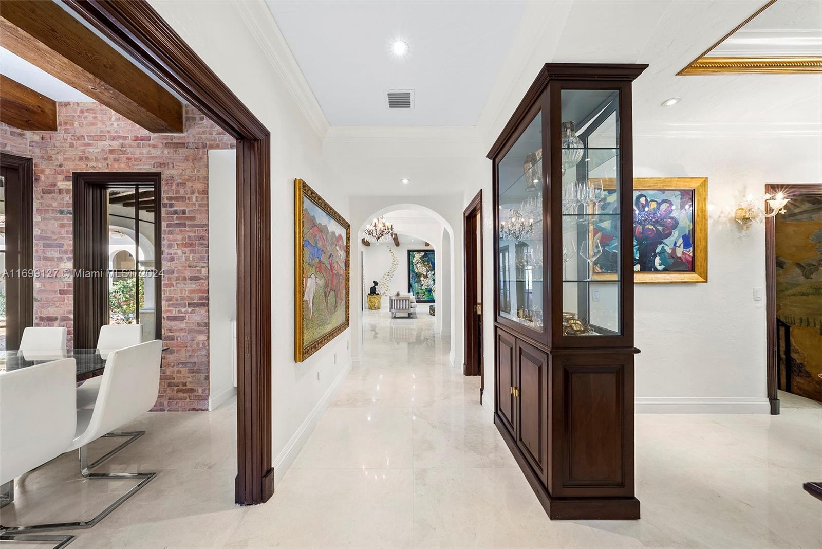 CORAL GABLE COUNTRY CLUB - Residential