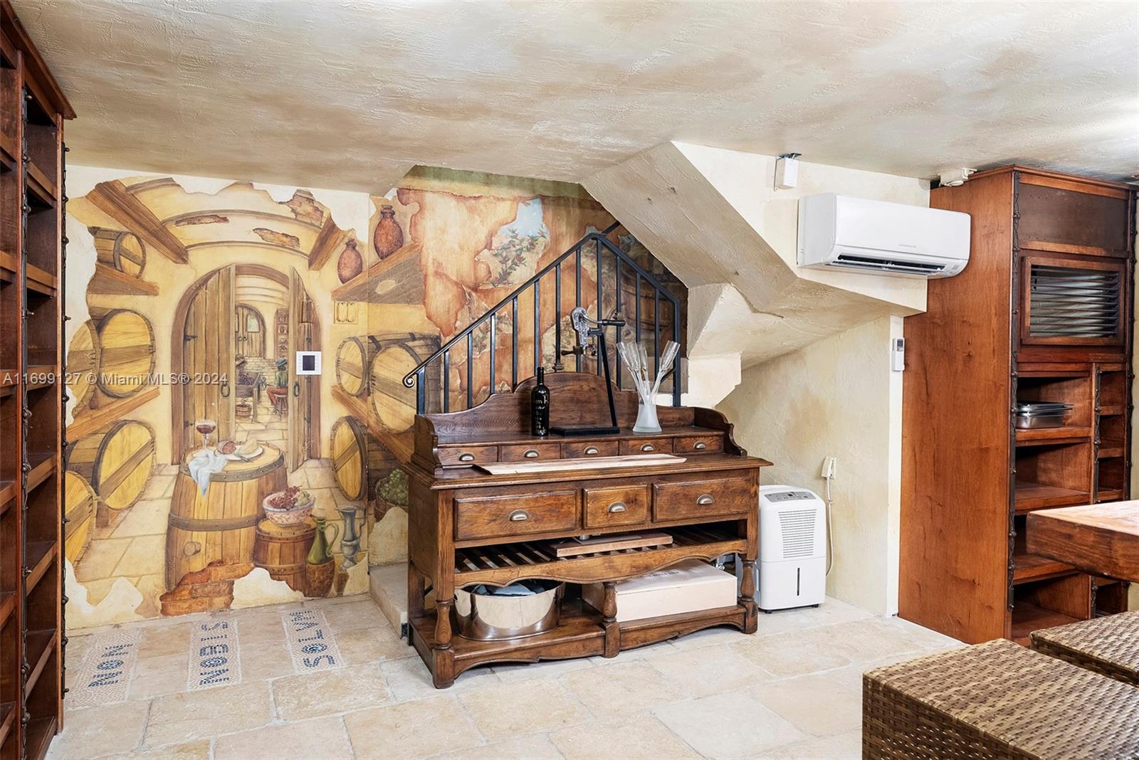 CORAL GABLE COUNTRY CLUB - Residential