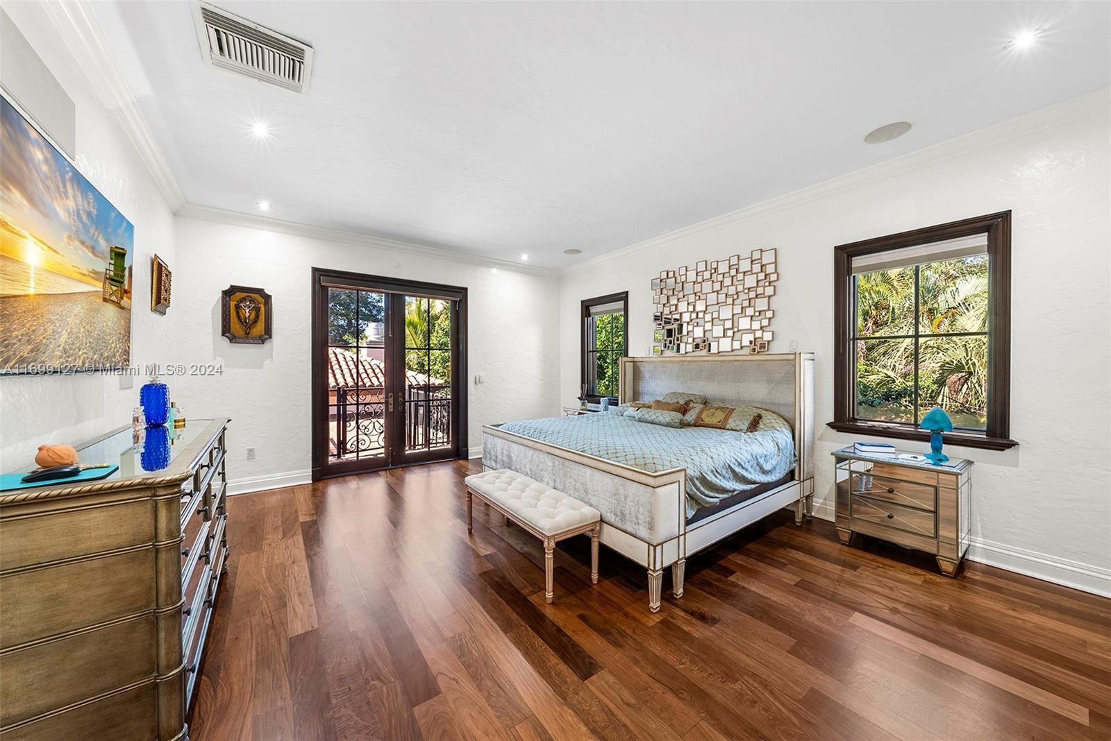 CORAL GABLE COUNTRY CLUB - Residential