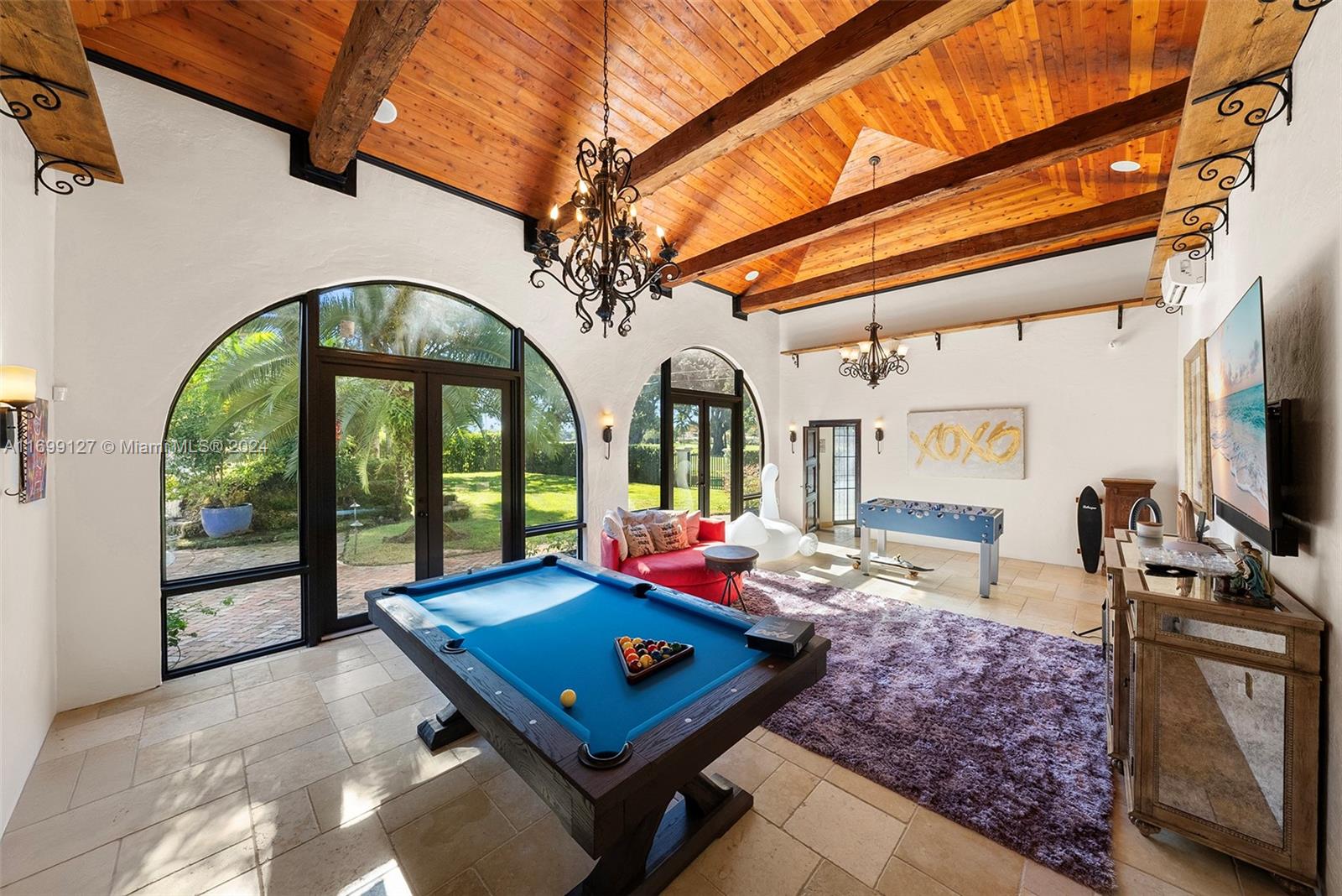 CORAL GABLE COUNTRY CLUB - Residential