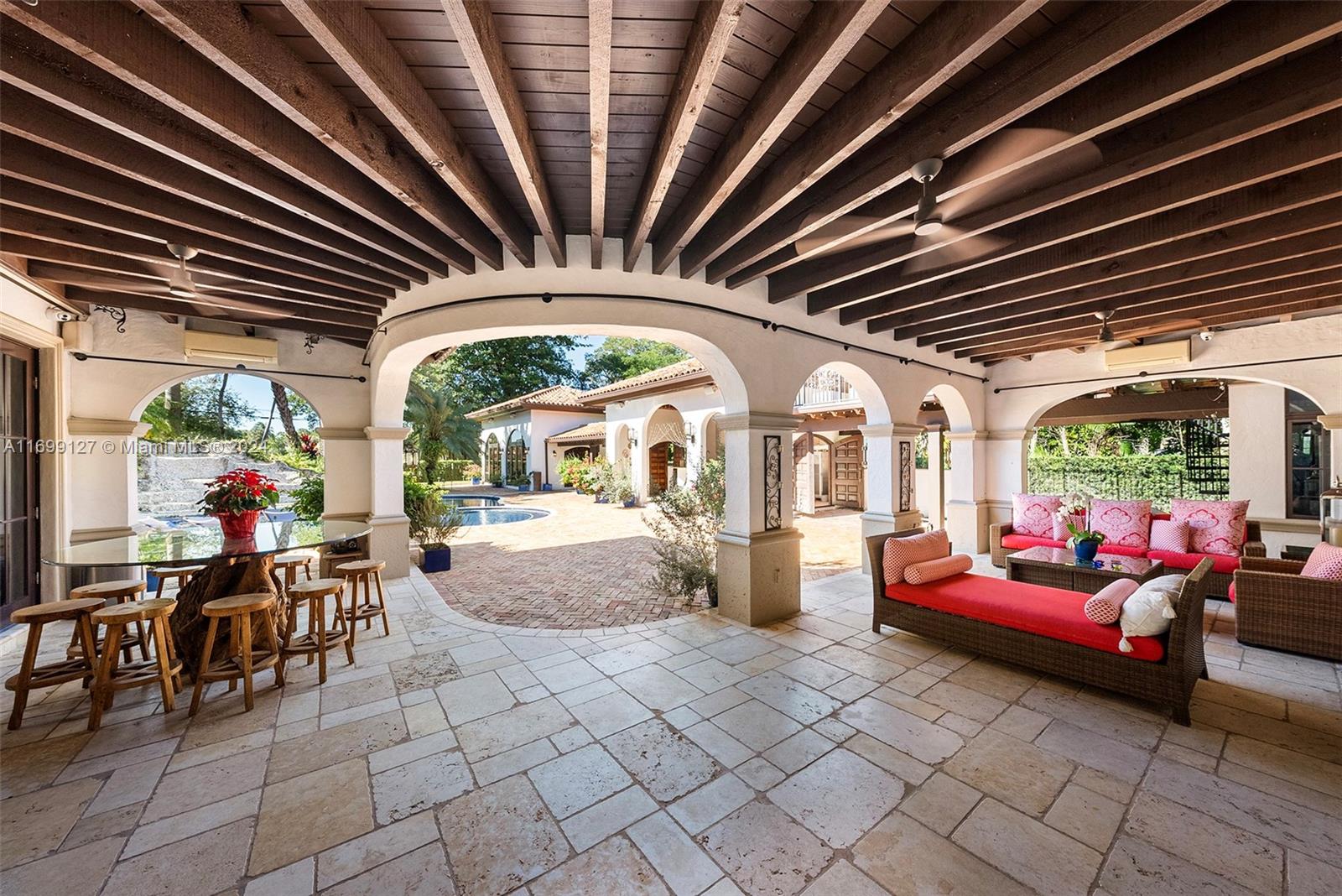 CORAL GABLE COUNTRY CLUB - Residential