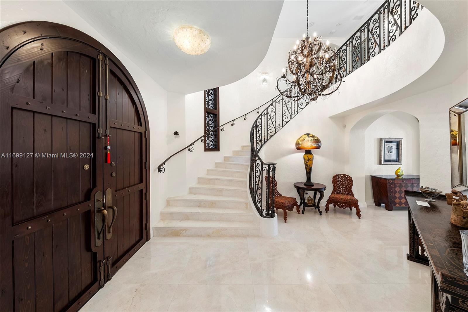 CORAL GABLE COUNTRY CLUB - Residential