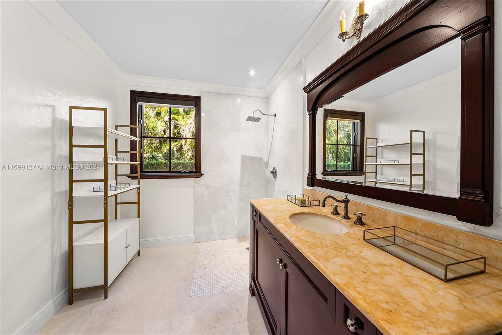 CORAL GABLE COUNTRY CLUB - Residential