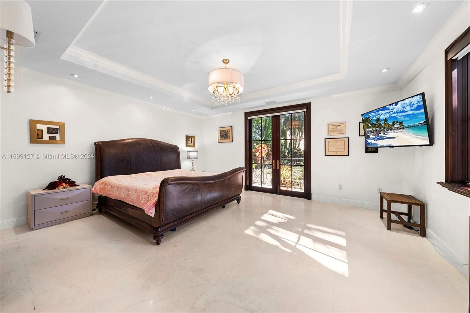 CORAL GABLE COUNTRY CLUB - Residential