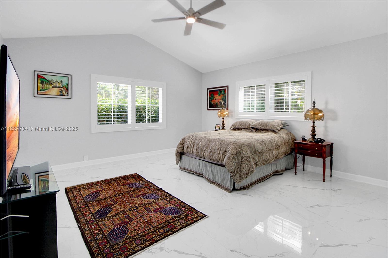 TAMIAMI PLACE PLAN NO 3 - Residential