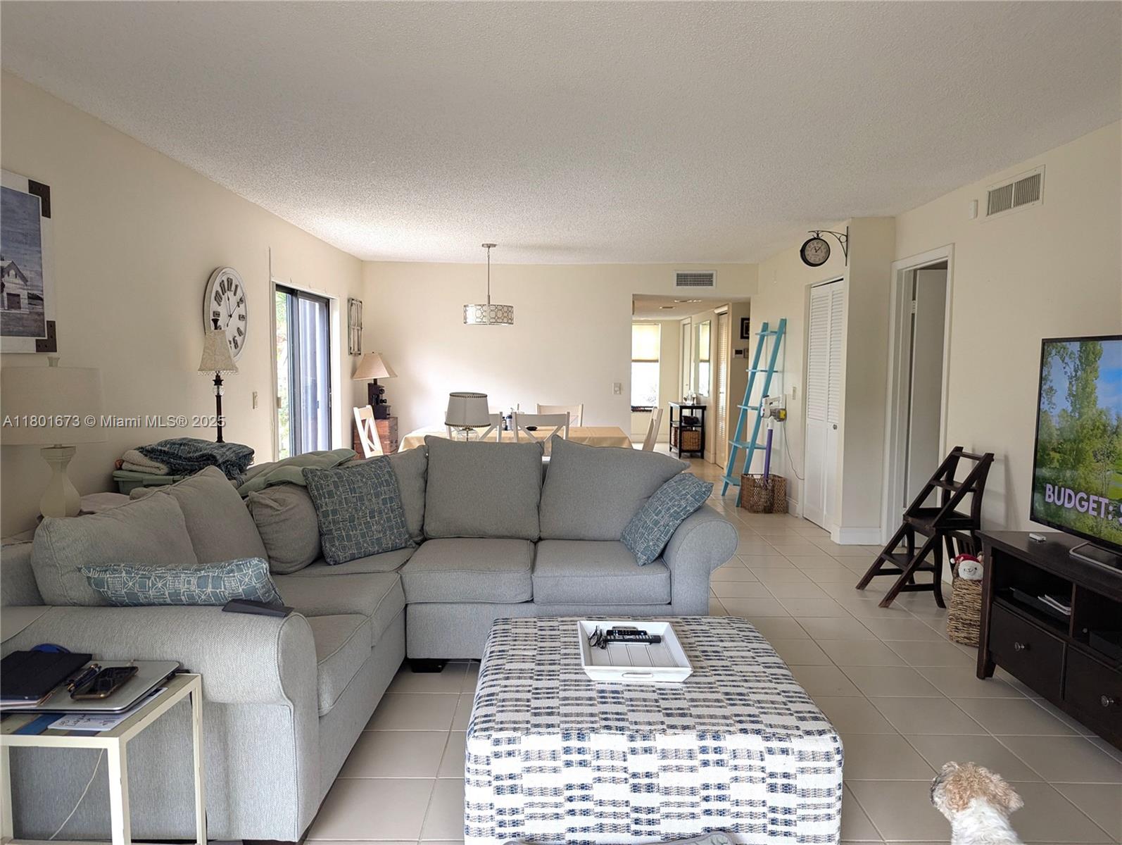 Rental Property at 413 Lakeview Dr 104, Weston, Broward County, Florida - Bedrooms: 2 
Bathrooms: 2  - $2,300 MO.
