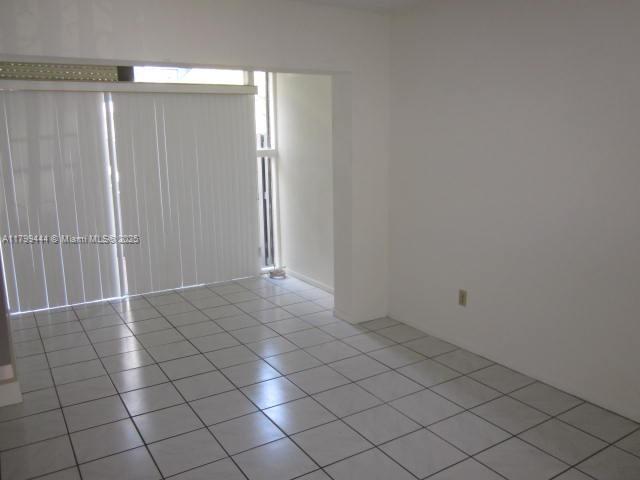 13725 SW 84 ST I