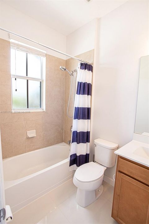 Tiny photo for 132 SE 28th Pl #7, Homestead, FL 33033 (MLS # A12011739)