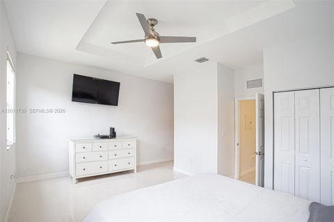Tiny photo for 132 SE 28th Pl #7, Homestead, FL 33033 (MLS # A12011739)