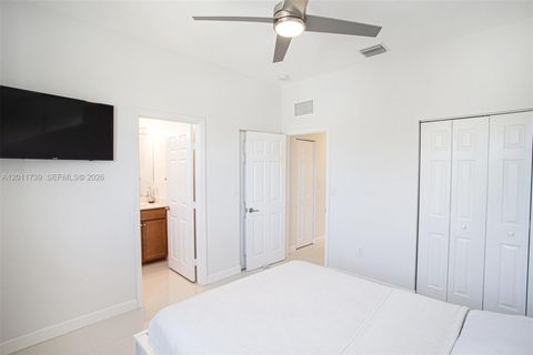 Tiny photo for 132 SE 28th Pl #7, Homestead, FL 33033 (MLS # A12011739)
