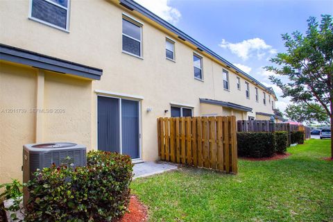 Tiny photo for 132 SE 28th Pl #7, Homestead, FL 33033 (MLS # A12011739)