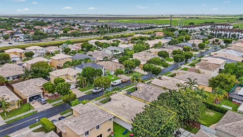 Tiny photo for 14033 SW 155th Ct, Miami, FL 33196 (MLS # A12042161)