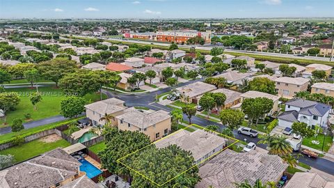 Tiny photo for 14033 SW 155th Ct, Miami, FL 33196 (MLS # A12042161)