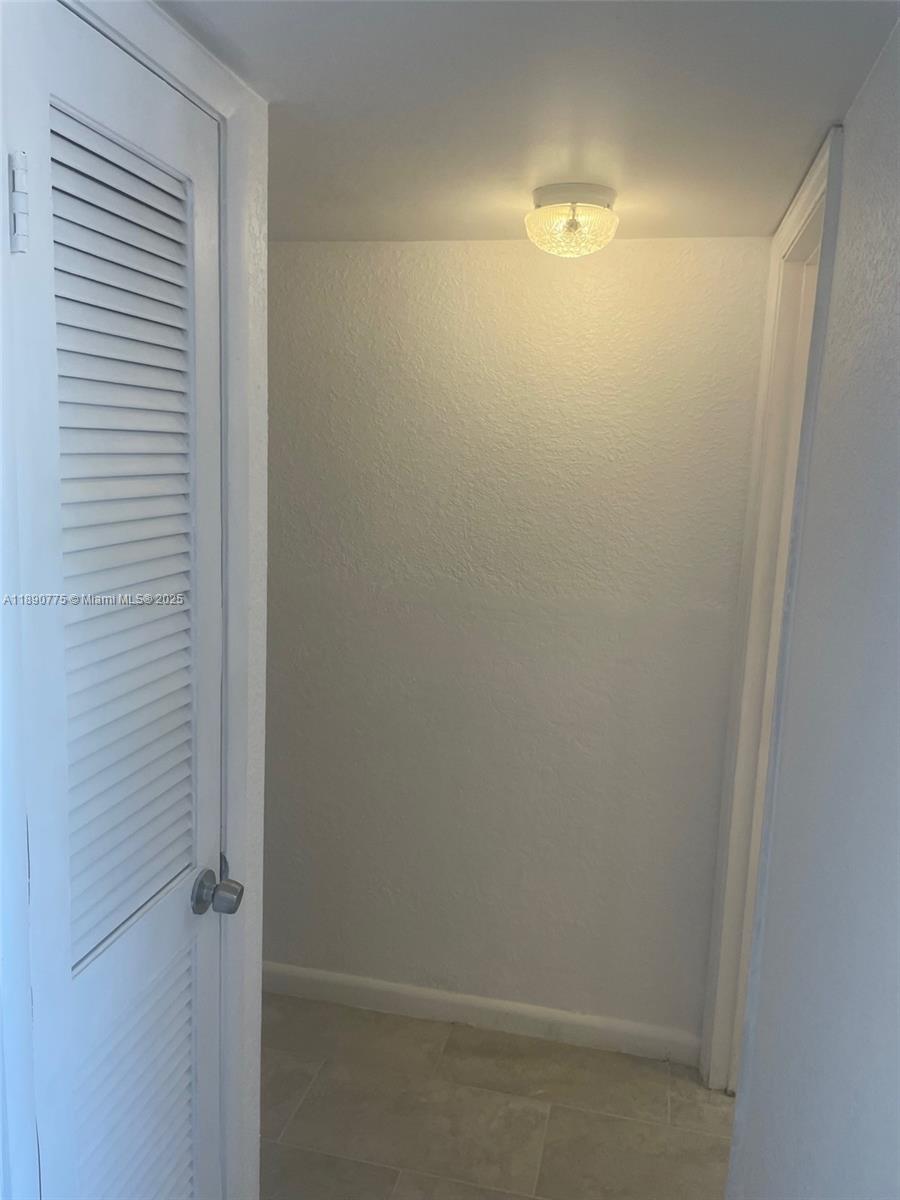 SUNRISE LAKES 49 CONDO - Residential Lease