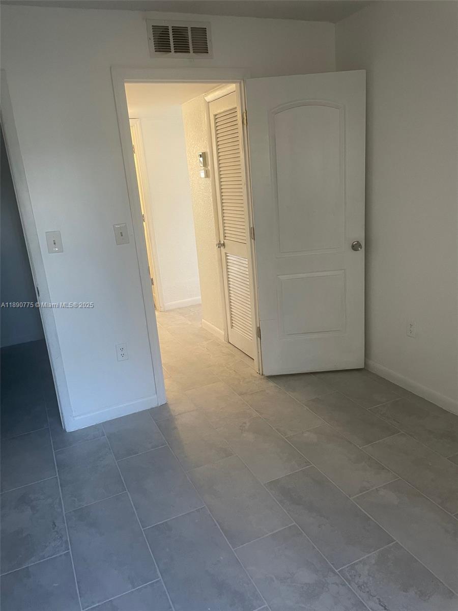 SUNRISE LAKES 49 CONDO - Residential Lease