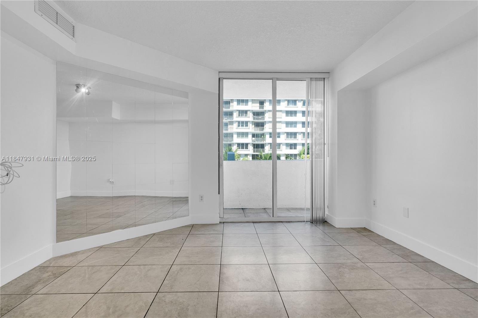 THE BRIDGEWATER CONDO - Residential