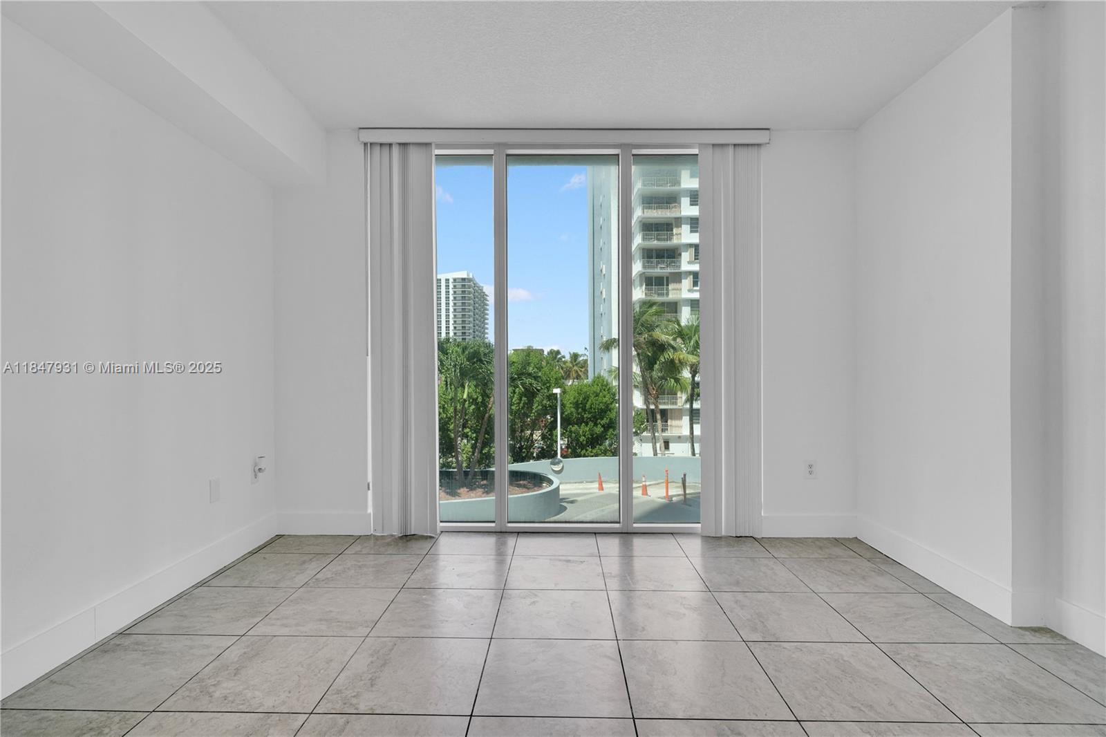 THE BRIDGEWATER CONDO - Residential