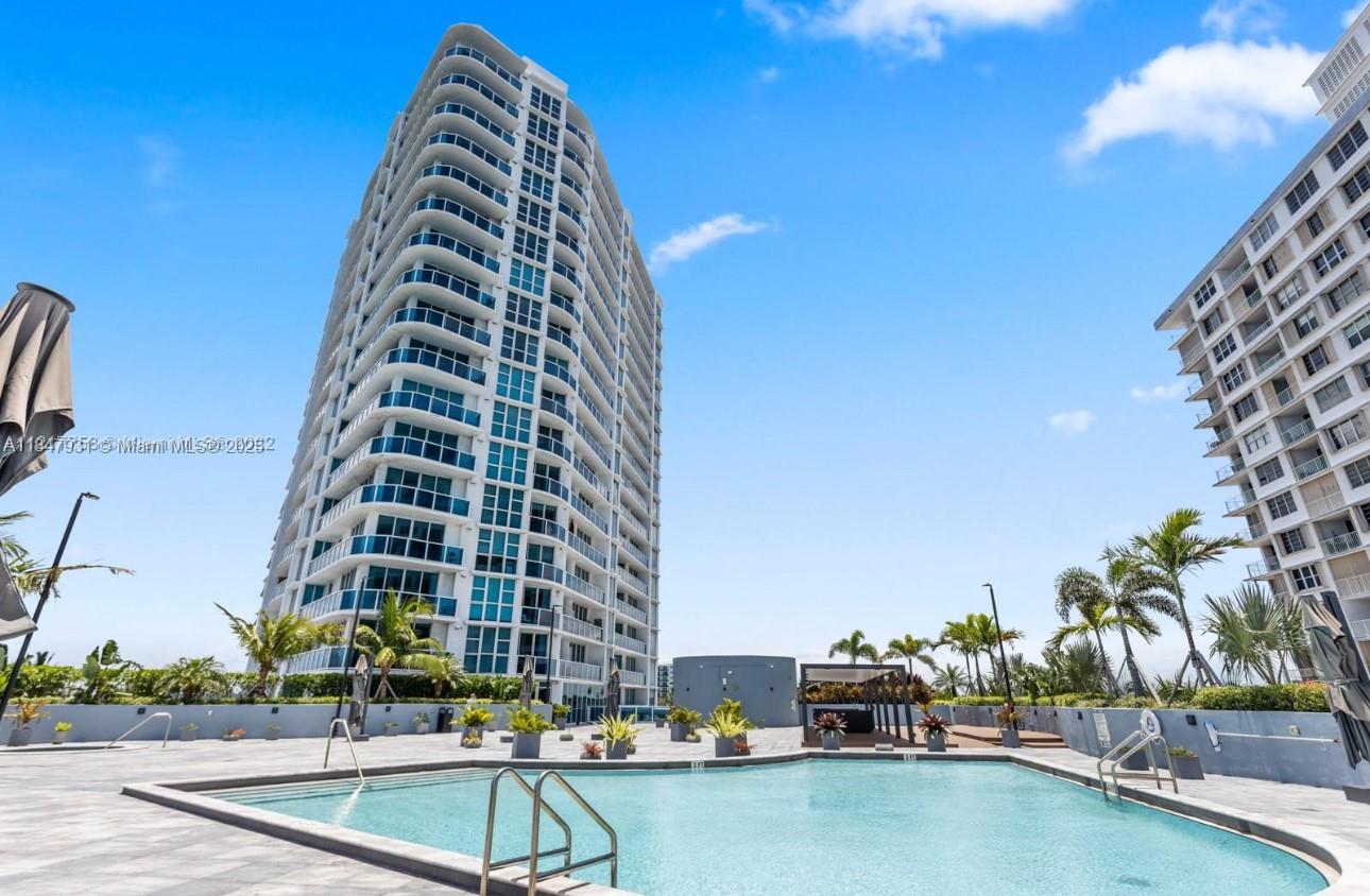 THE BRIDGEWATER CONDO - Residential