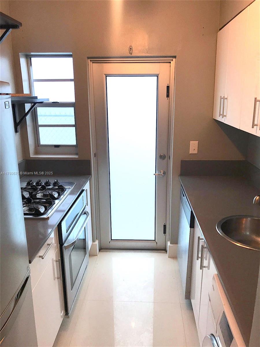 1604 DREXEL CONDO - Residential