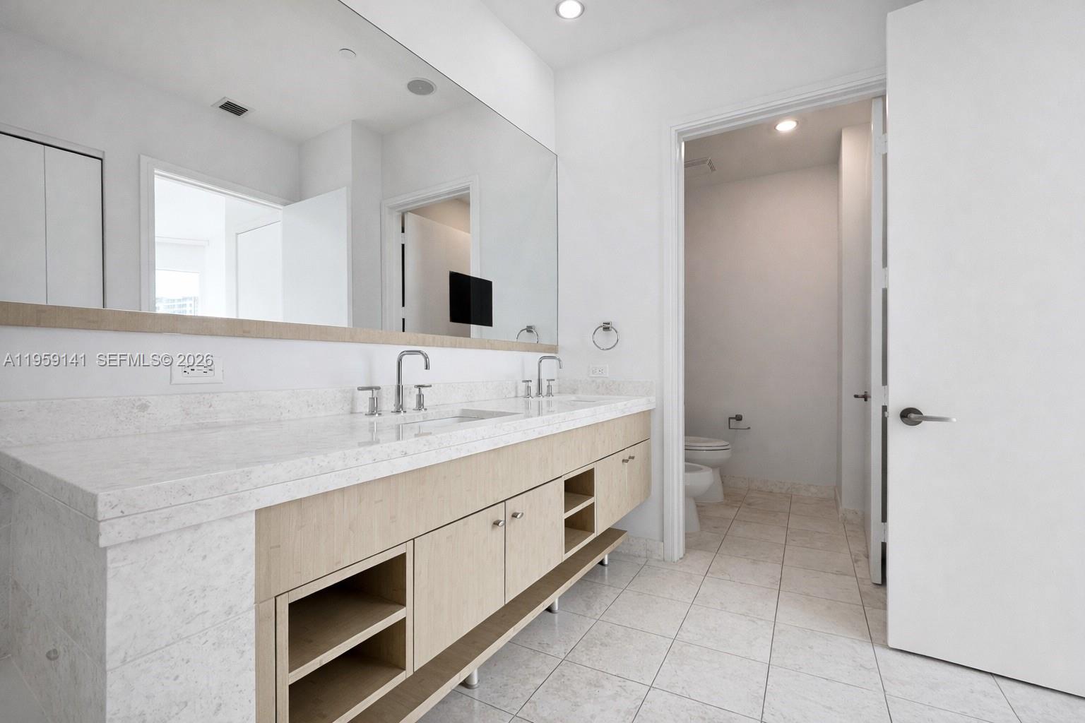 ASIA CONDO - Residential