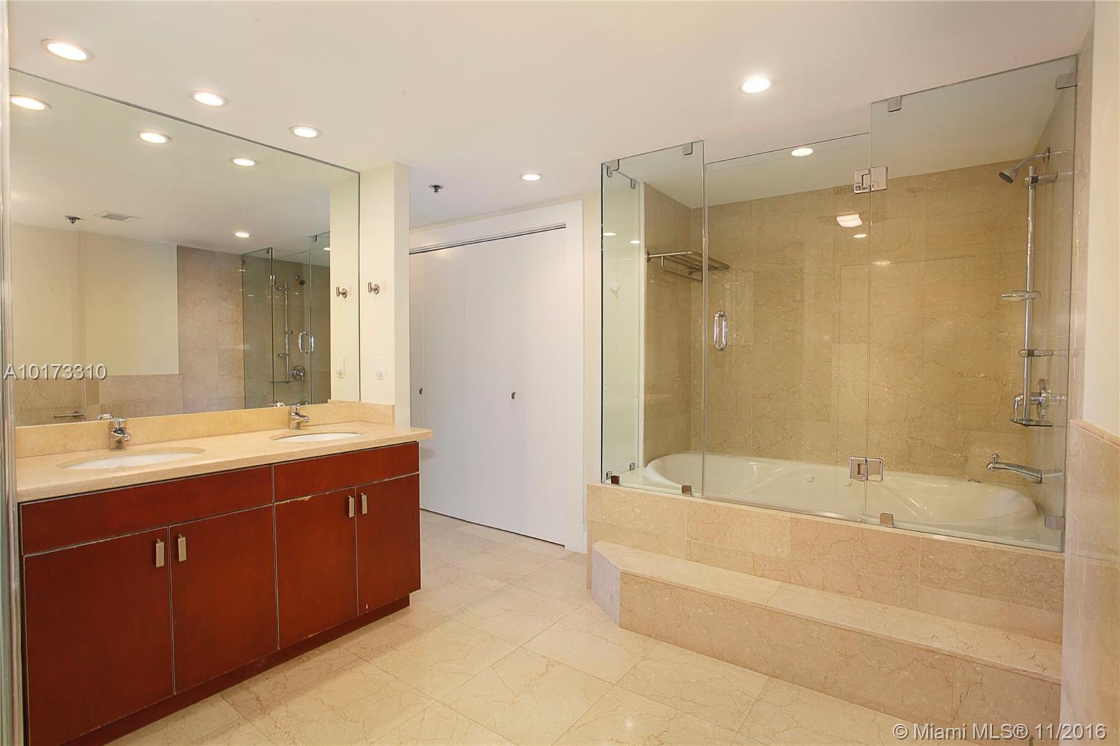 Key Colony Condo 01 - Residential Lease