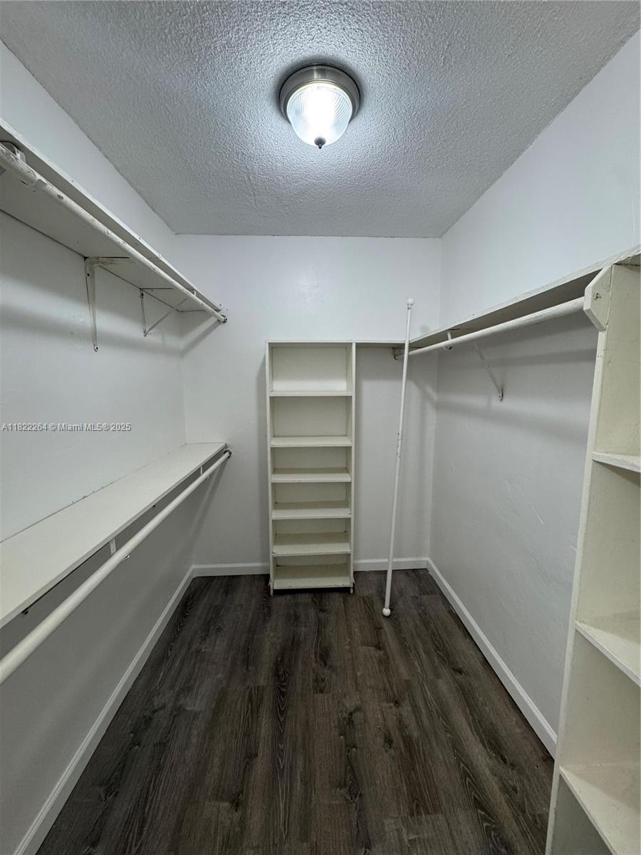 WINDWARD CONDO - Residential