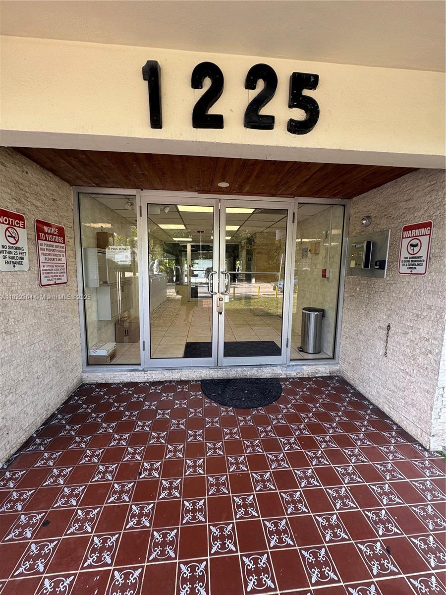 1225 Ne 124th St 46A, North Miami, Miami-Dade County, Florida - 1 Bedrooms  
1 Bathrooms - 