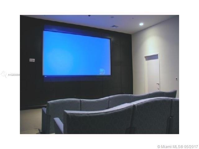 Venture At Aventura East - Residential Lease