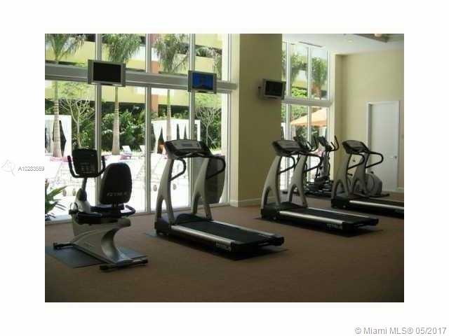 Venture At Aventura East - Residential Lease