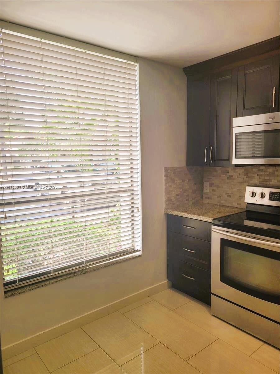 TOWN PLACE CONDO I AND II - Residential Lease