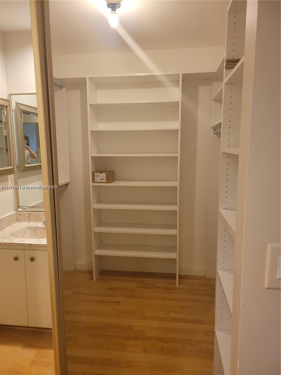 TOWN PLACE CONDO I AND II - Residential Lease