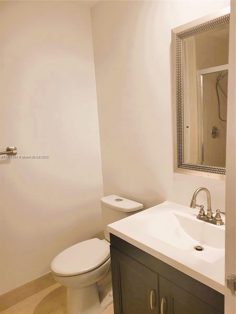 TOWN PLACE CONDO I AND II - Residential Lease