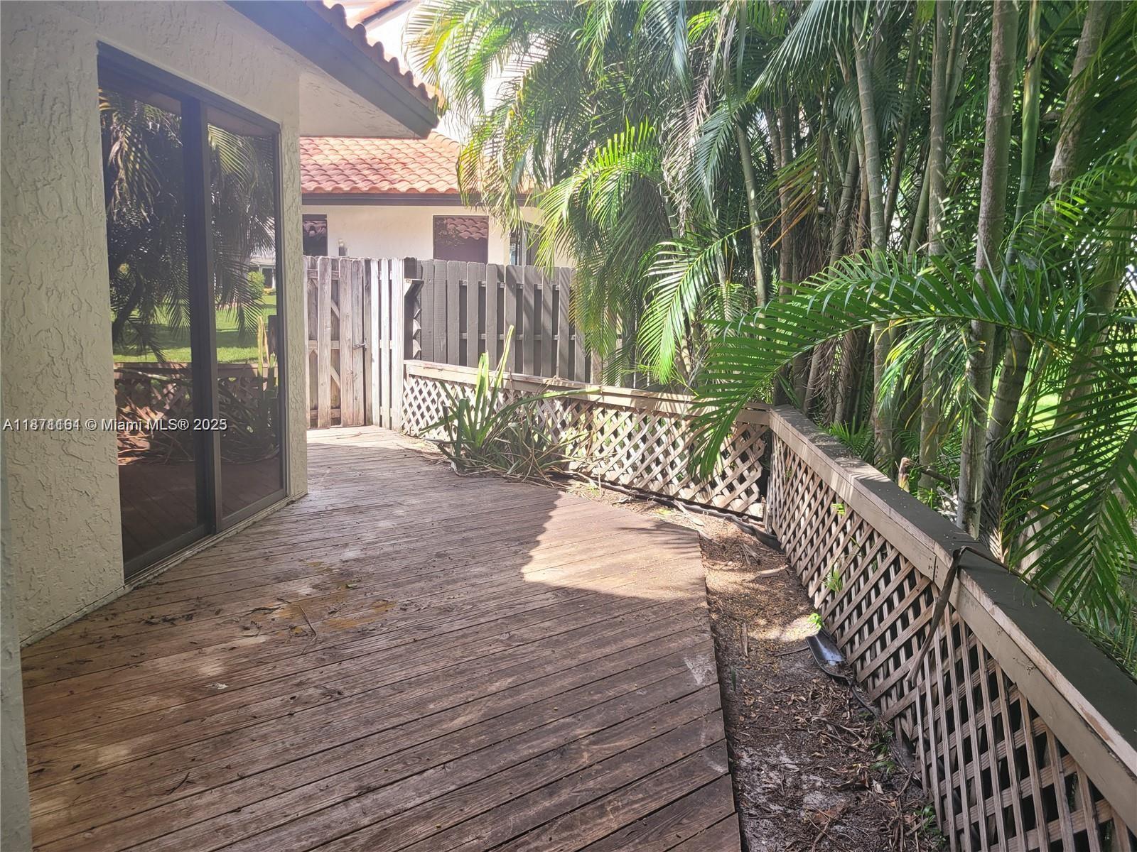 TOWN PLACE CONDO I AND II - Residential Lease