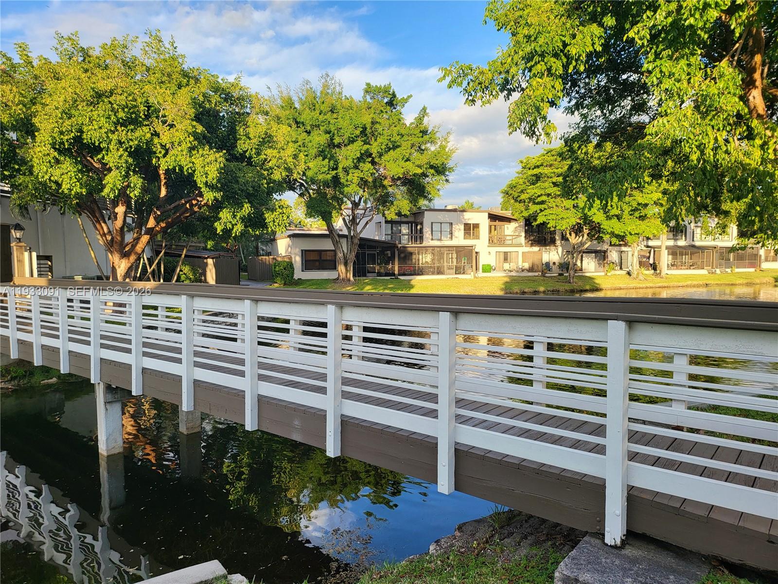 TRELLISES 4B CONDO - Residential