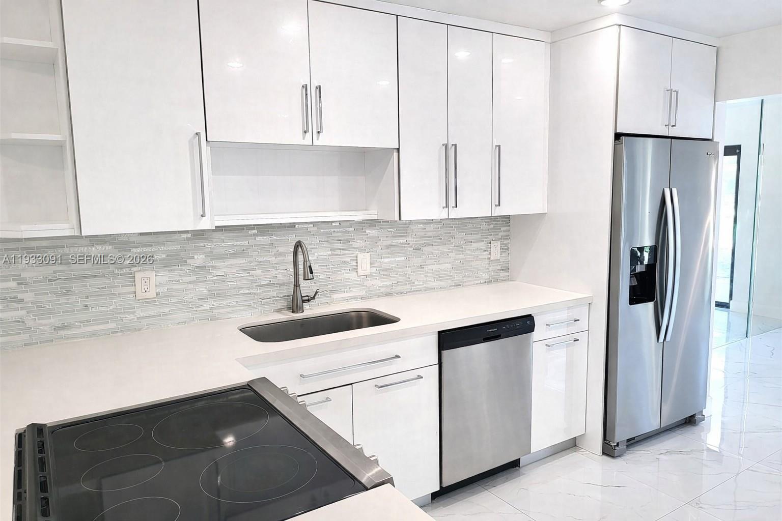 TRELLISES 4B CONDO - Residential