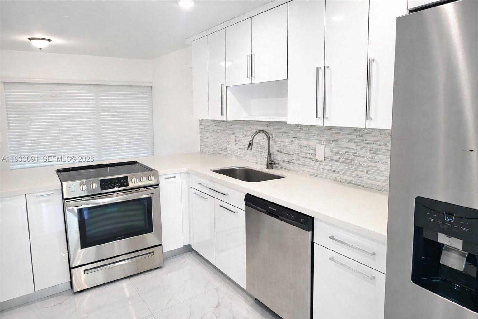 TRELLISES 4B CONDO - Residential