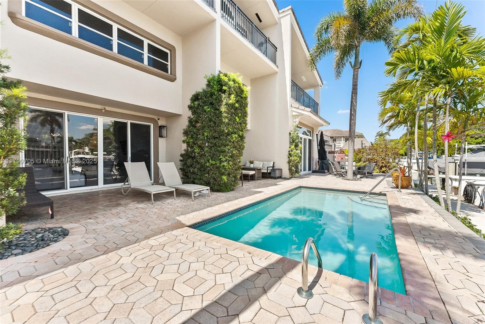 CORAL RIDGE - Residential