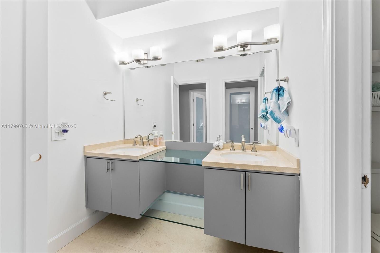 CORAL RIDGE - Residential