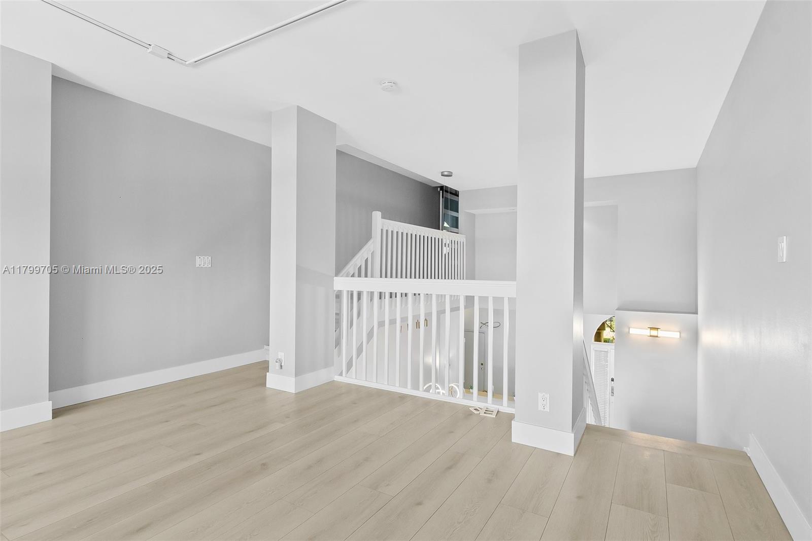 CORAL RIDGE - Residential