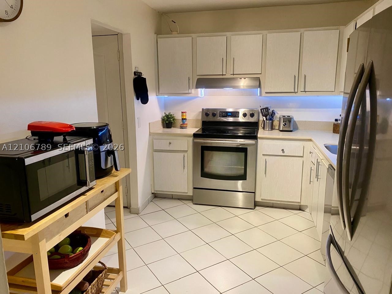 100 Bayview Dr 516