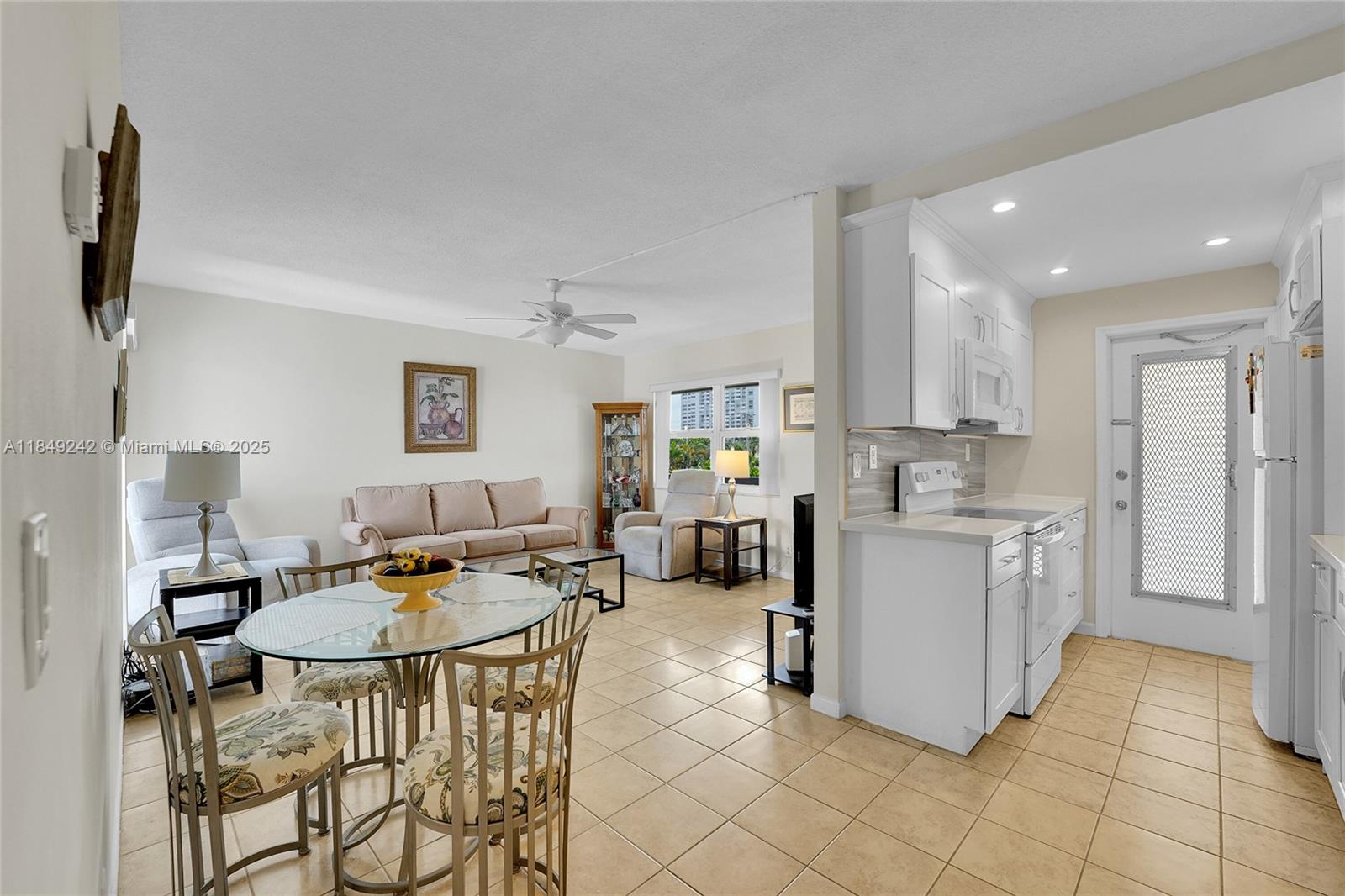 SOUTH LEISURE BY THE SEA - Residential