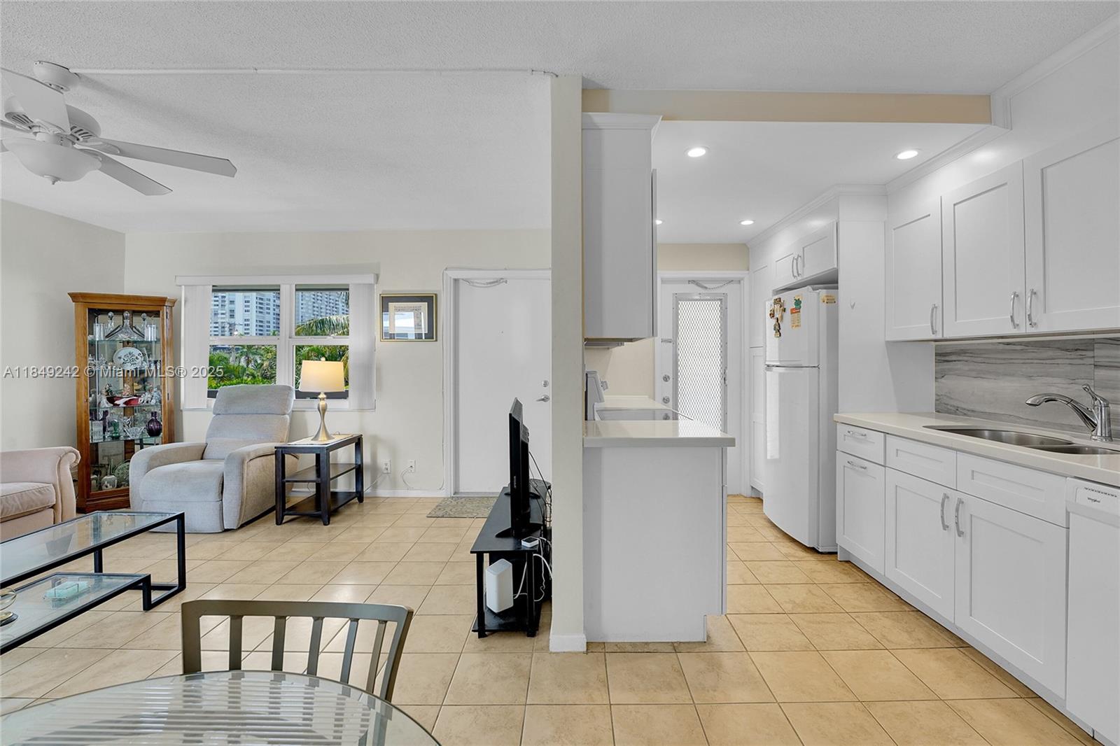 SOUTH LEISURE BY THE SEA - Residential