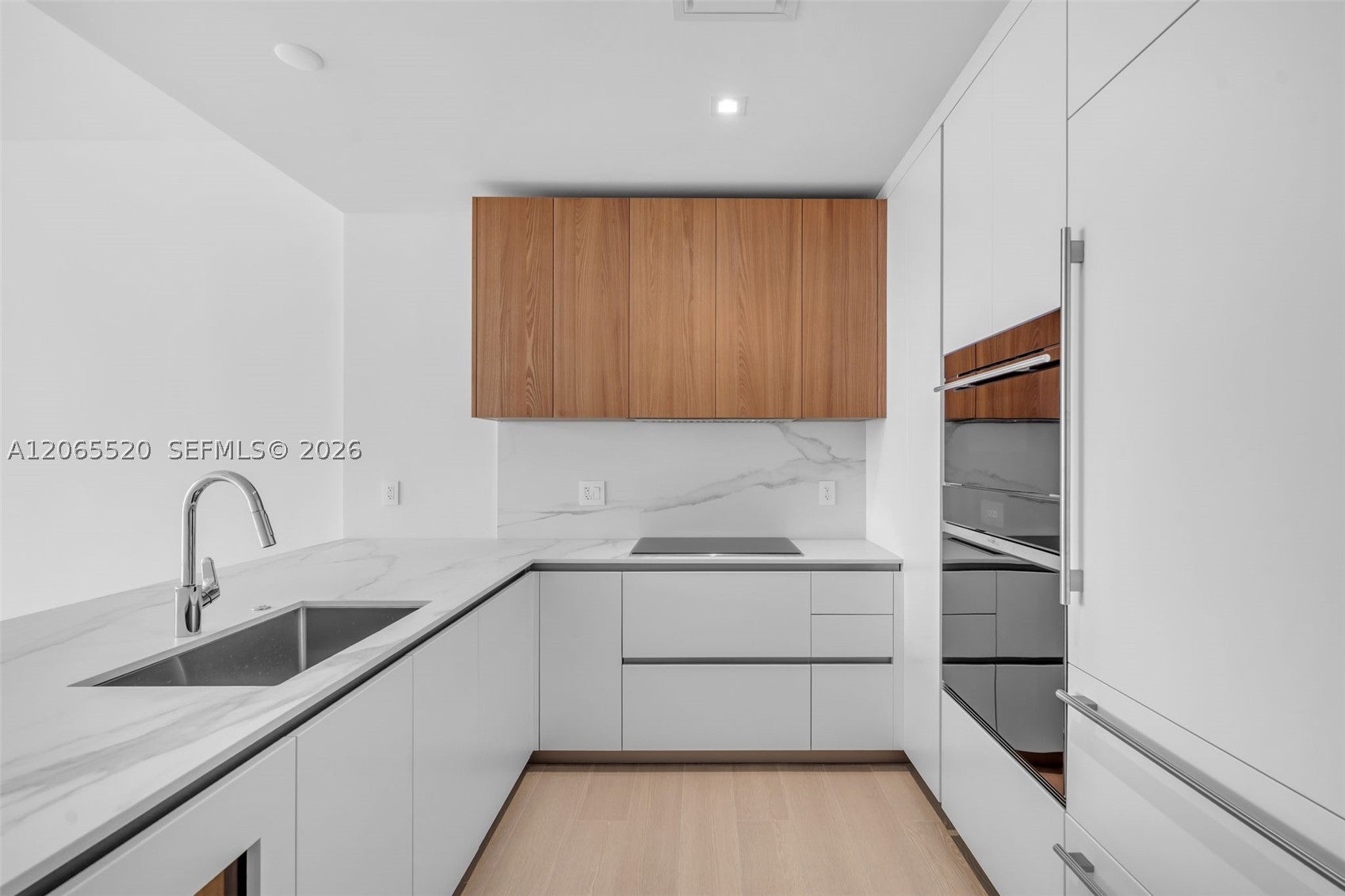 1400 Biscayne Blvd 2905