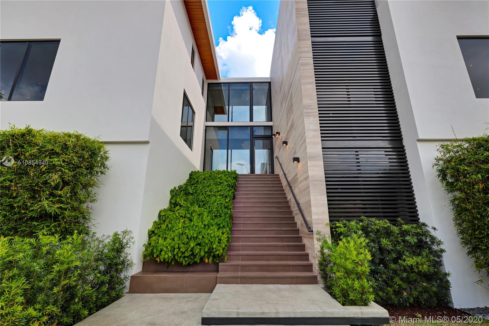 ENTRADA - Residential