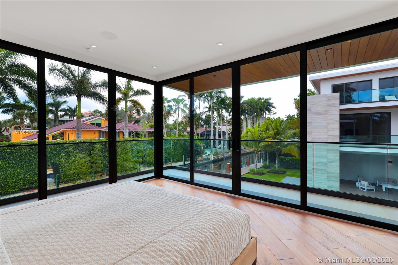 ENTRADA - Residential